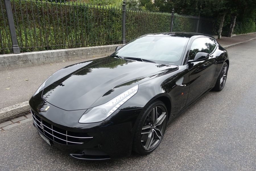 /de/stock/previously-sold/details/ferrari-ff/102