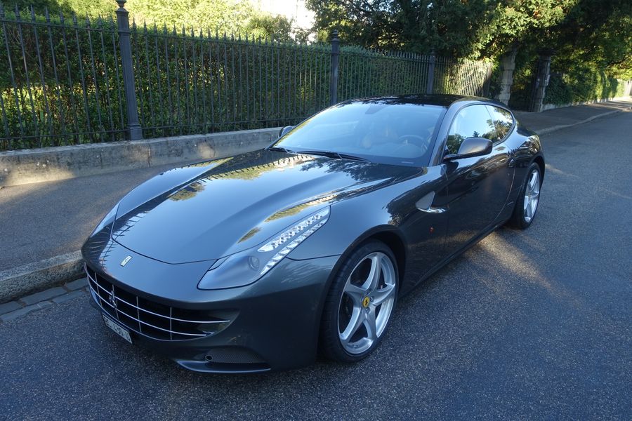 /de/stock/previously-sold/details/ferrari-ff/103