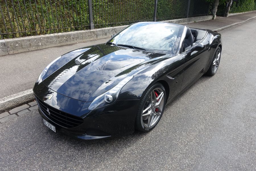 /de/stock/previously-sold/details/ferrari-california-t/127