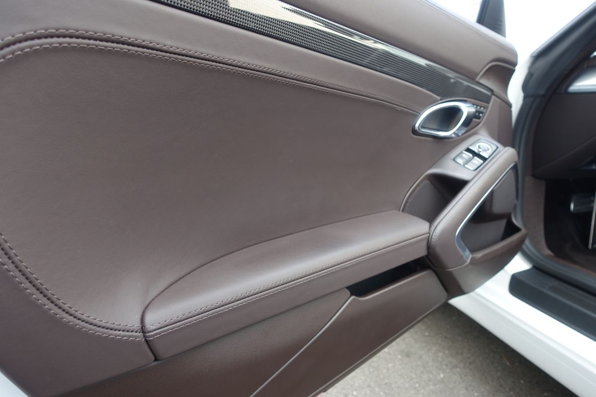 Porsche 911 Carrera Cabrio