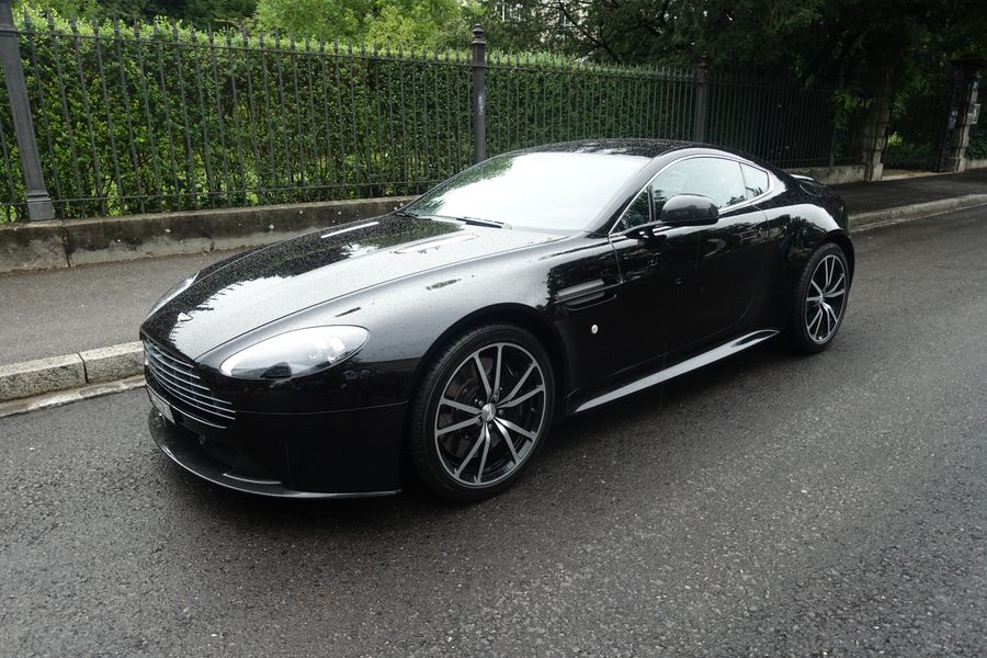 /en/stock/previously-sold/details/aston-martin-vantage-s/164