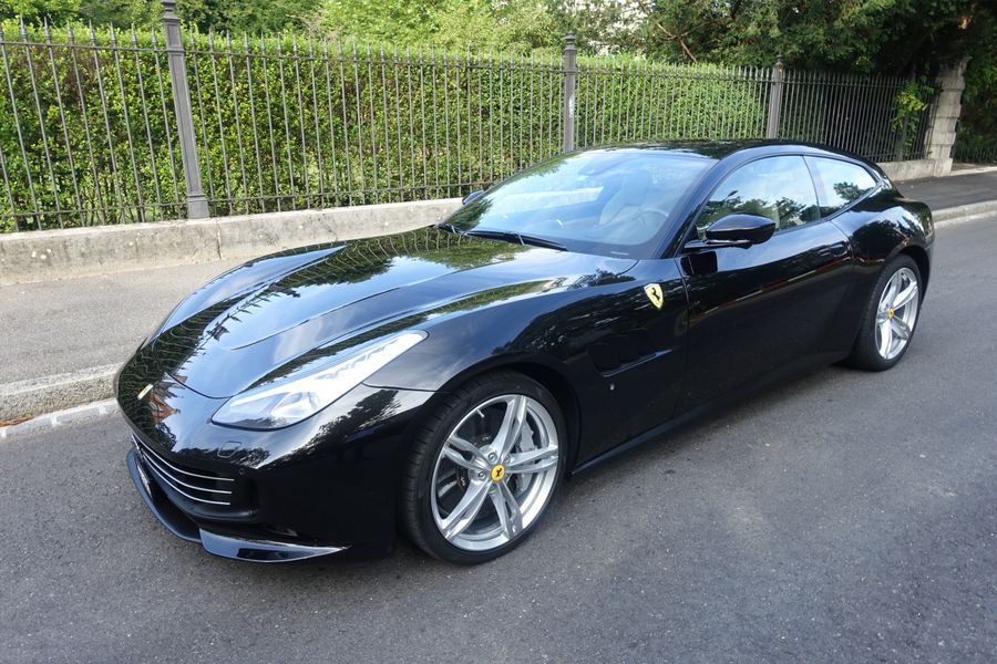 /en/stock/previously-sold/details/ferrari-gtc4-lusso/165