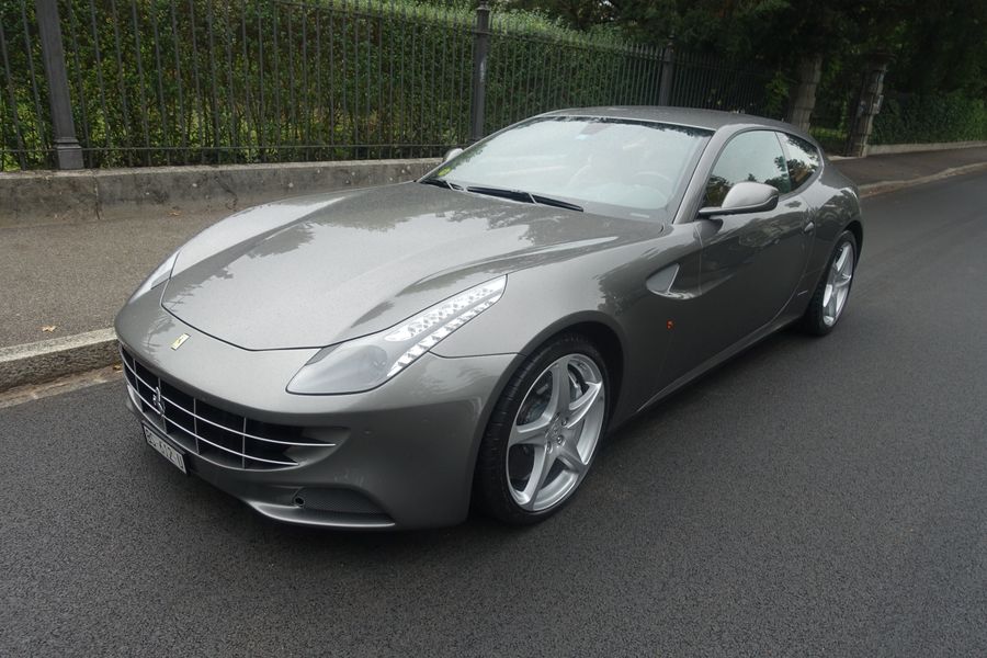 /de/stock/previously-sold/details/ferrari-ff/181