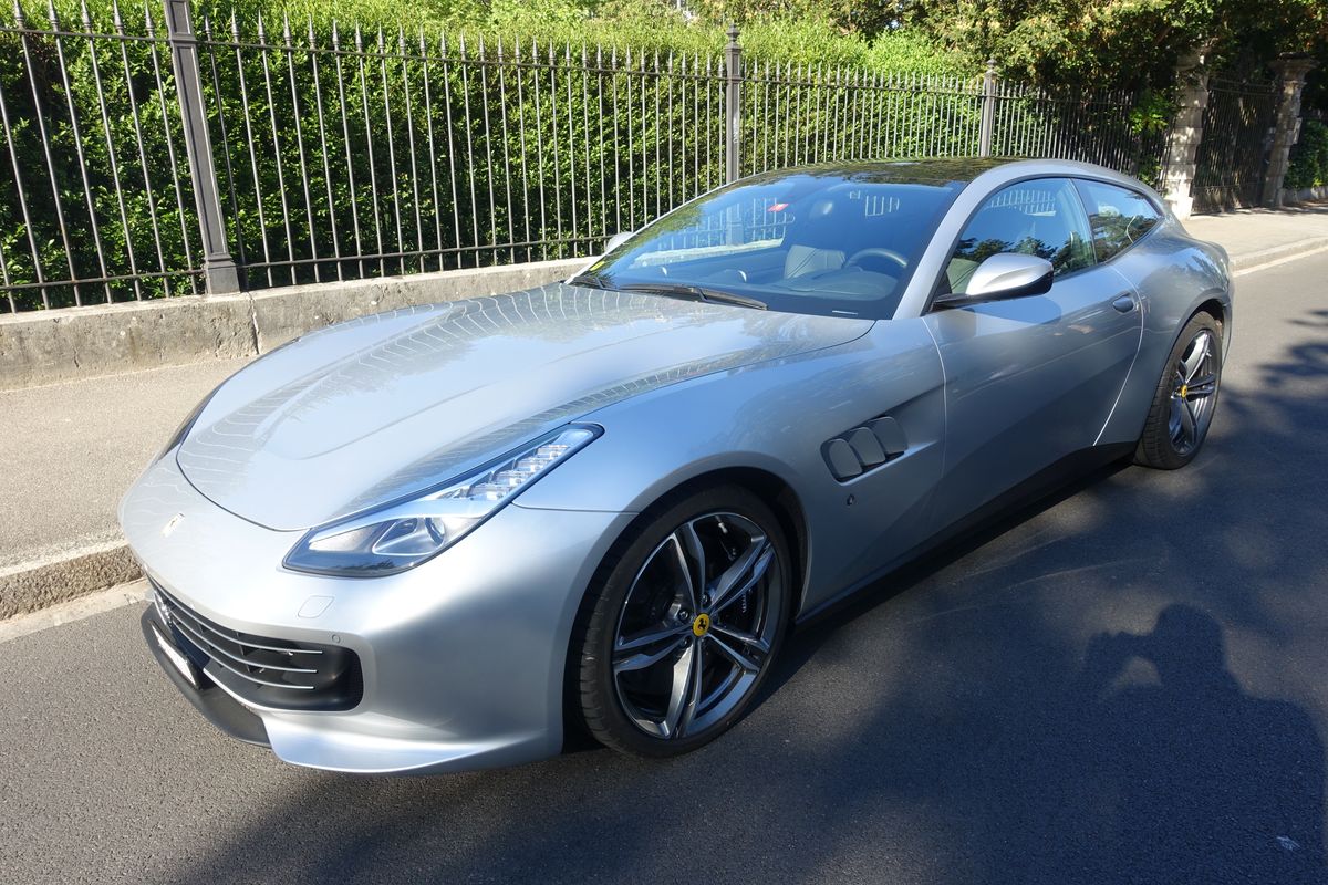 Ferrari GTC4 Lusso