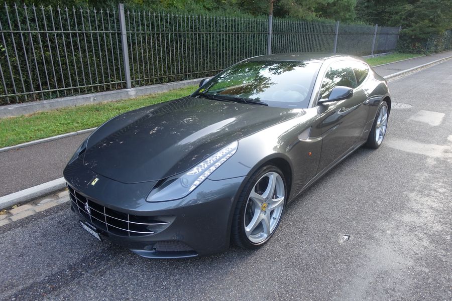 /de/stock/previously-sold/details/ferrari-ff/26