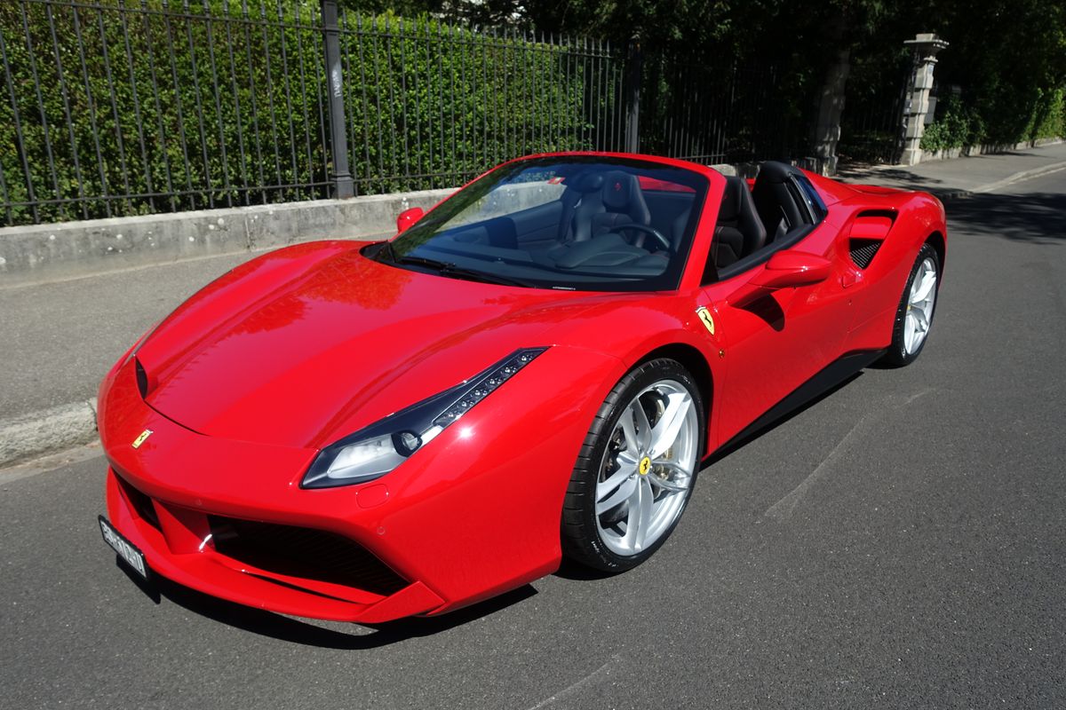 Ferrari 488 Spider