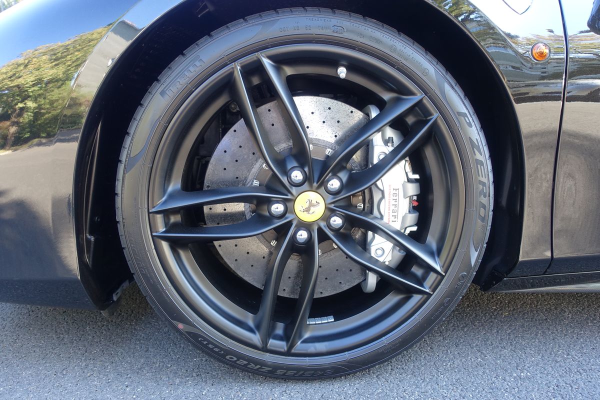 Ferrari 488 GTB 70th Anniversary "Tailor Made"