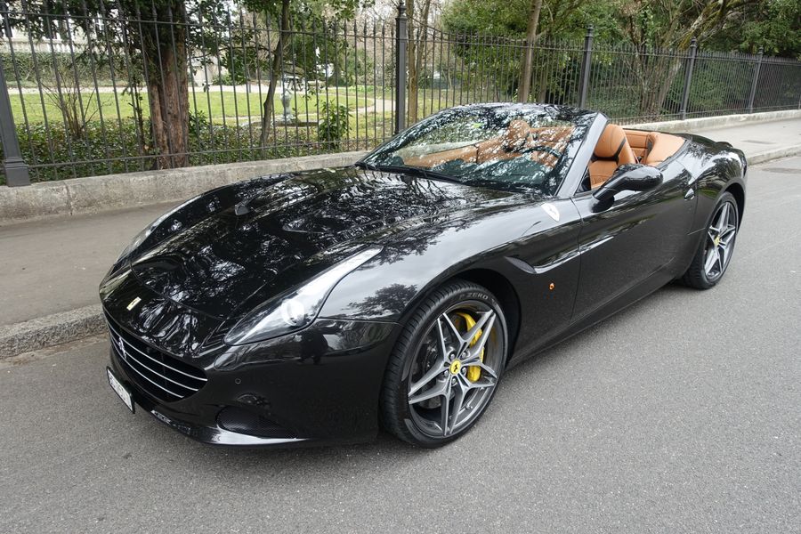 /de/stock/previously-sold/details/ferrari-california-t/311