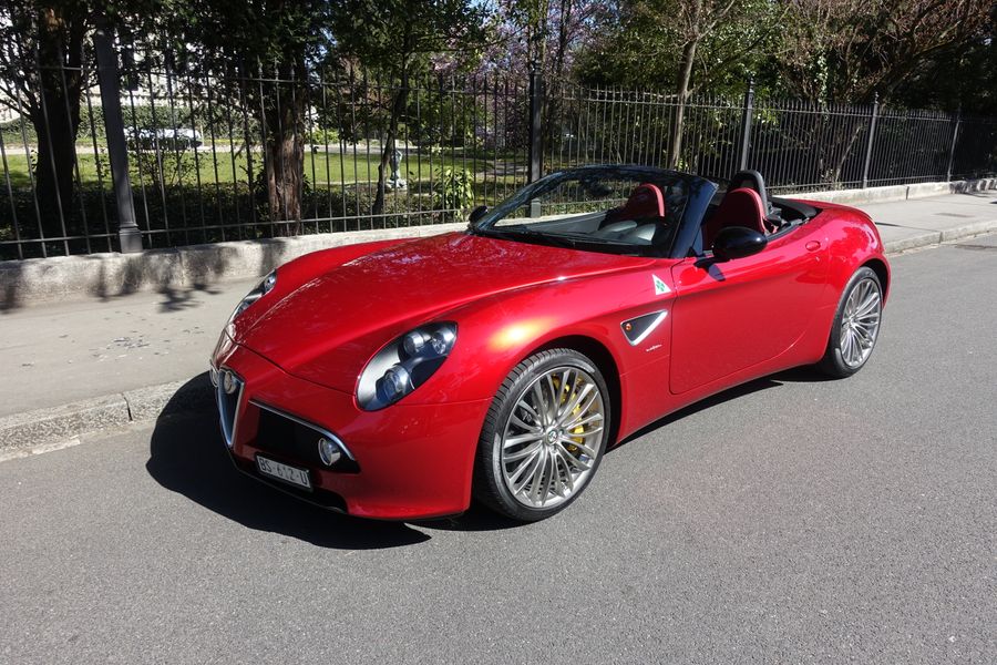 /en/stock/previously-sold/details/alfa-romeo-8c-spider/315