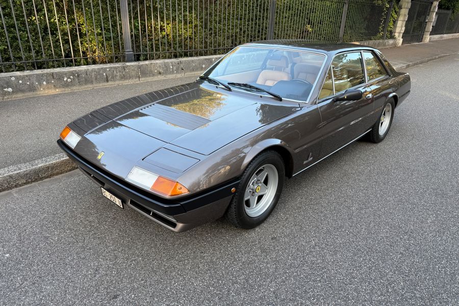 /de/stock/for-sale/details/ferrari-400i-automatic/318