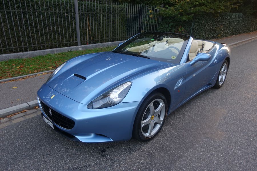 /en/stock/previously-sold/details/ferrari-california/33