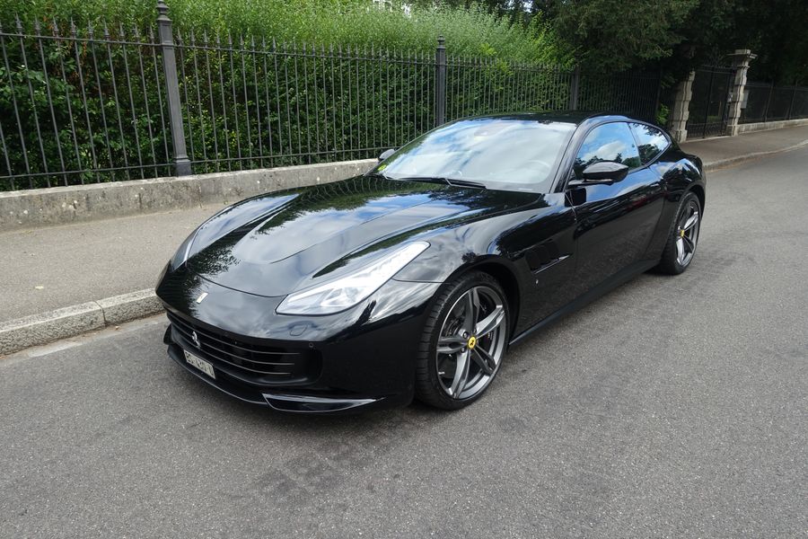/en/stock/previously-sold/details/ferrari-gtc4-lusso/352