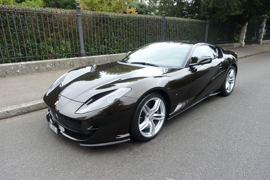 /de/stock/previously-sold/details/ferrari-812-superfast/361