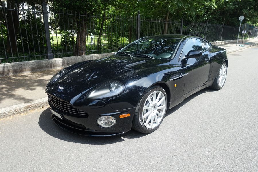 /en/stock/previously-sold/details/aston-martin-vanquish-s/367