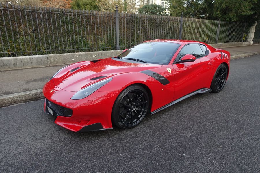 /de/stock/previously-sold/details/ferrari-f12-tdf/371