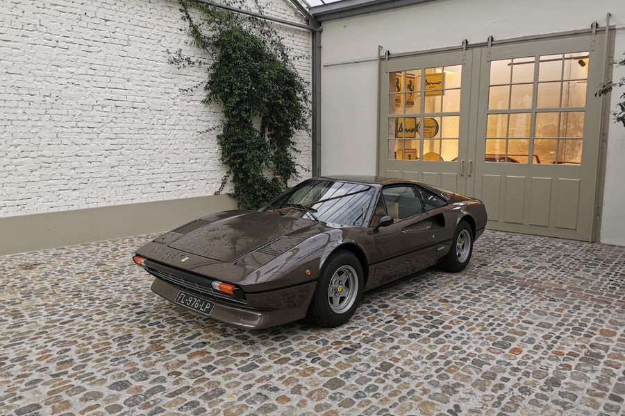 /de/stock/previously-sold/details/ferrari-308-gtb/399