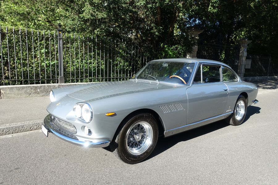 /de/stock/previously-sold/details/ferrari-330-gt-22-chinese-eyes/412