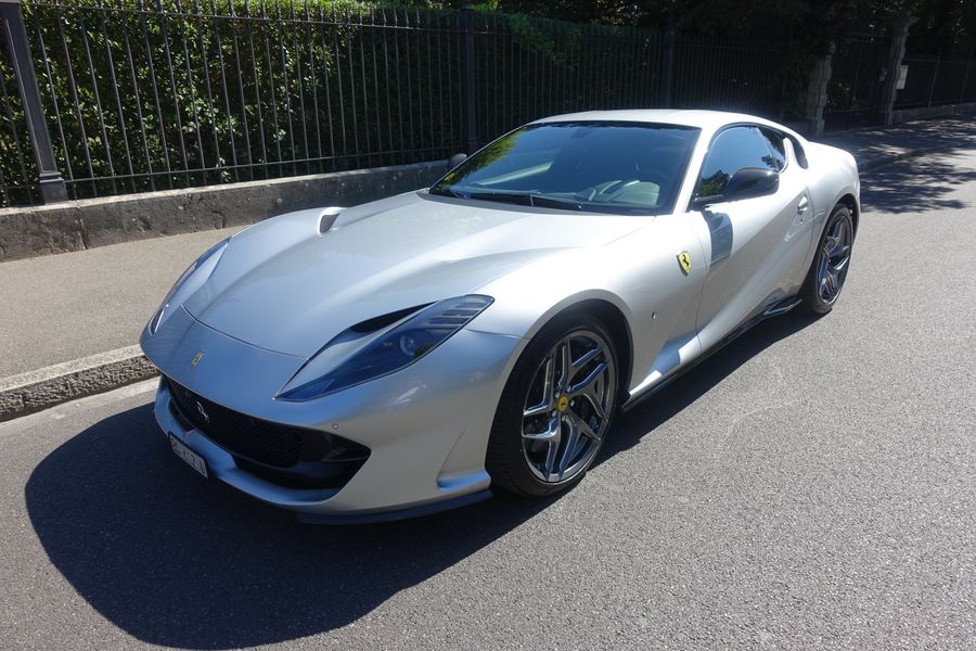 /de/stock/previously-sold/details/ferrari-812-superfast/416