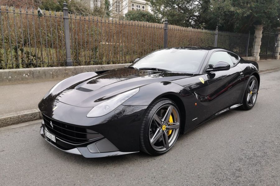/de/stock/previously-sold/details/ferrari-f12-berlinetta/451
