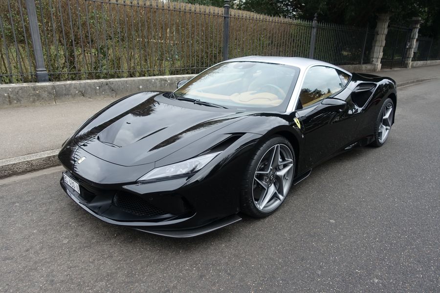 /de/stock/previously-sold/details/ferrari-f8-tributo/452