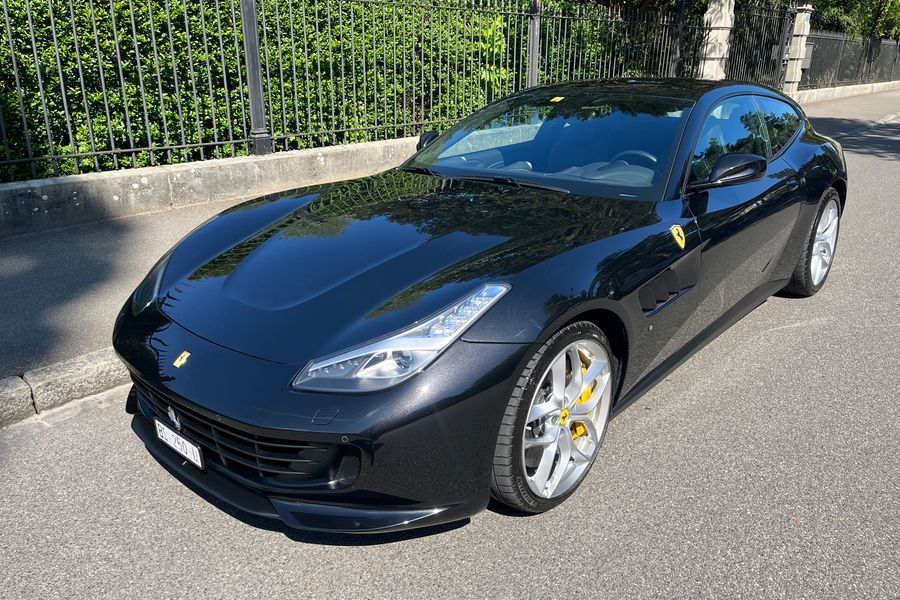 /de/stock/previously-sold/details/ferrari-gtc4-lusso-t/481