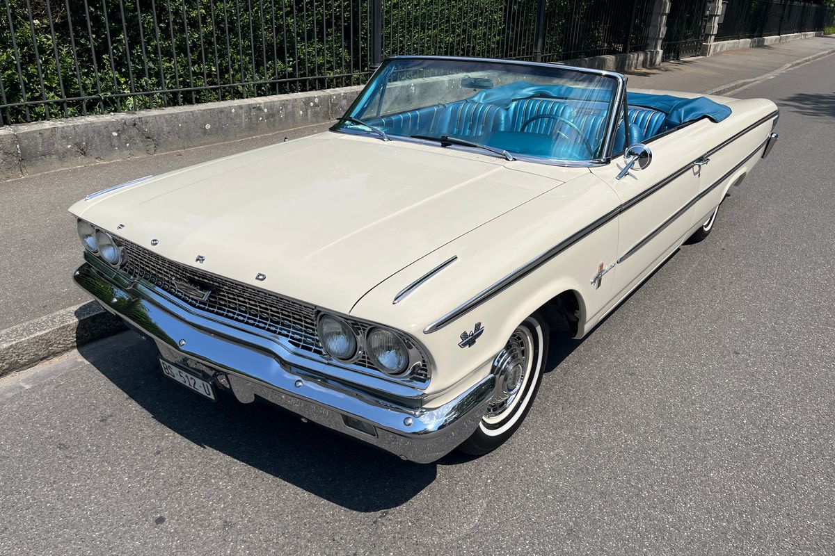Ford Galaxie 500 XL