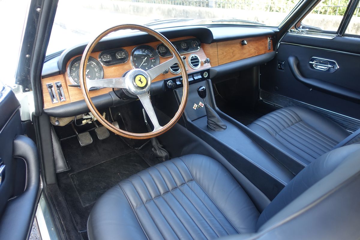 Ferrari 330 GT 2+2 "Chinese Eyes"