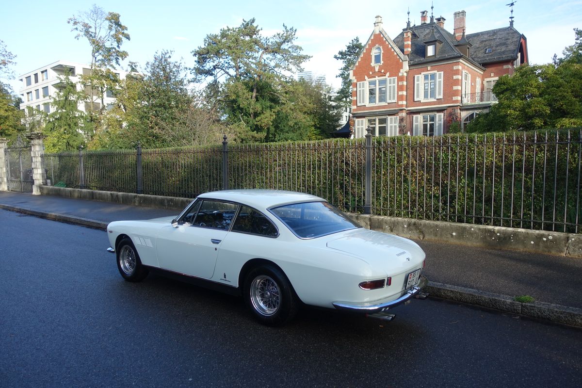 Ferrari 330 GT 2+2 "Chinese Eyes"