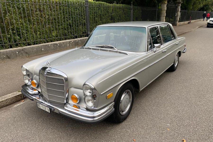 /en/stock/previously-sold/details/mercedes-benz-300-sel-6.3/539