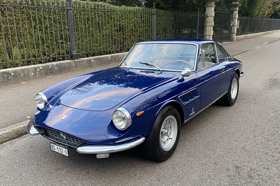 /de/stock/previously-sold/details/ferrari-330-gtc/561