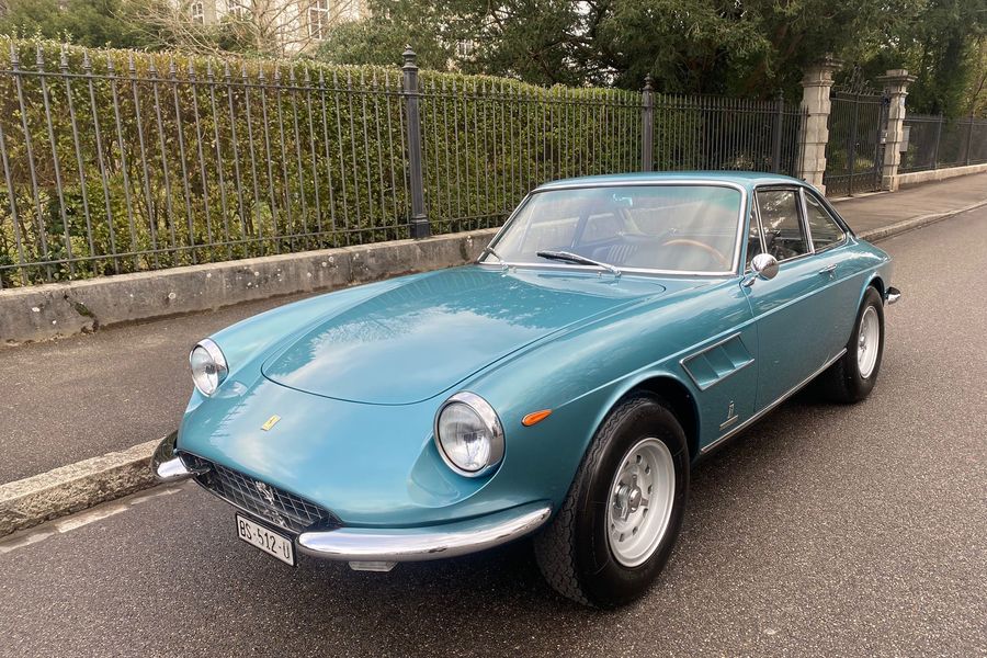 /de/stock/previously-sold/details/ferrari-330-gtc/563