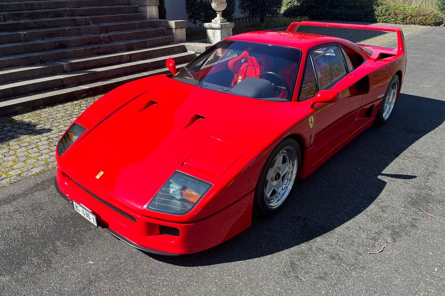 /de/stock/previously-sold/details/ferrari-f40/581