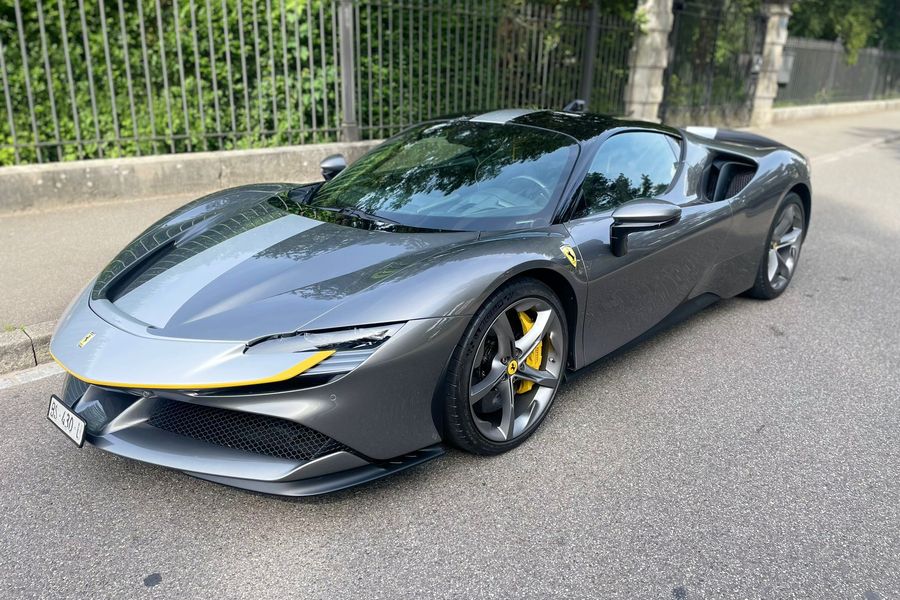 /de/stock/previously-sold/details/ferrari-sf90-stradale-assetto-fiorano/591