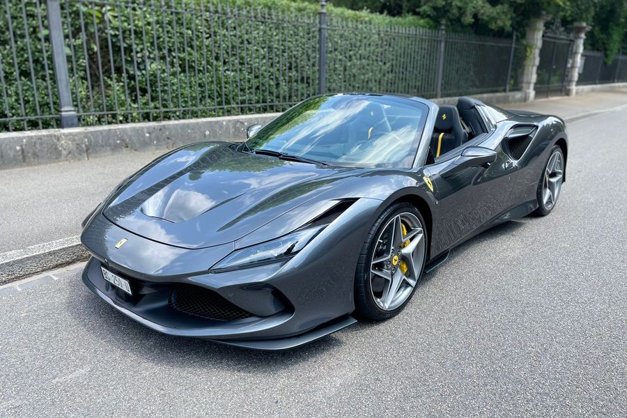 /de/stock/previously-sold/details/ferrari-f8-spider/600