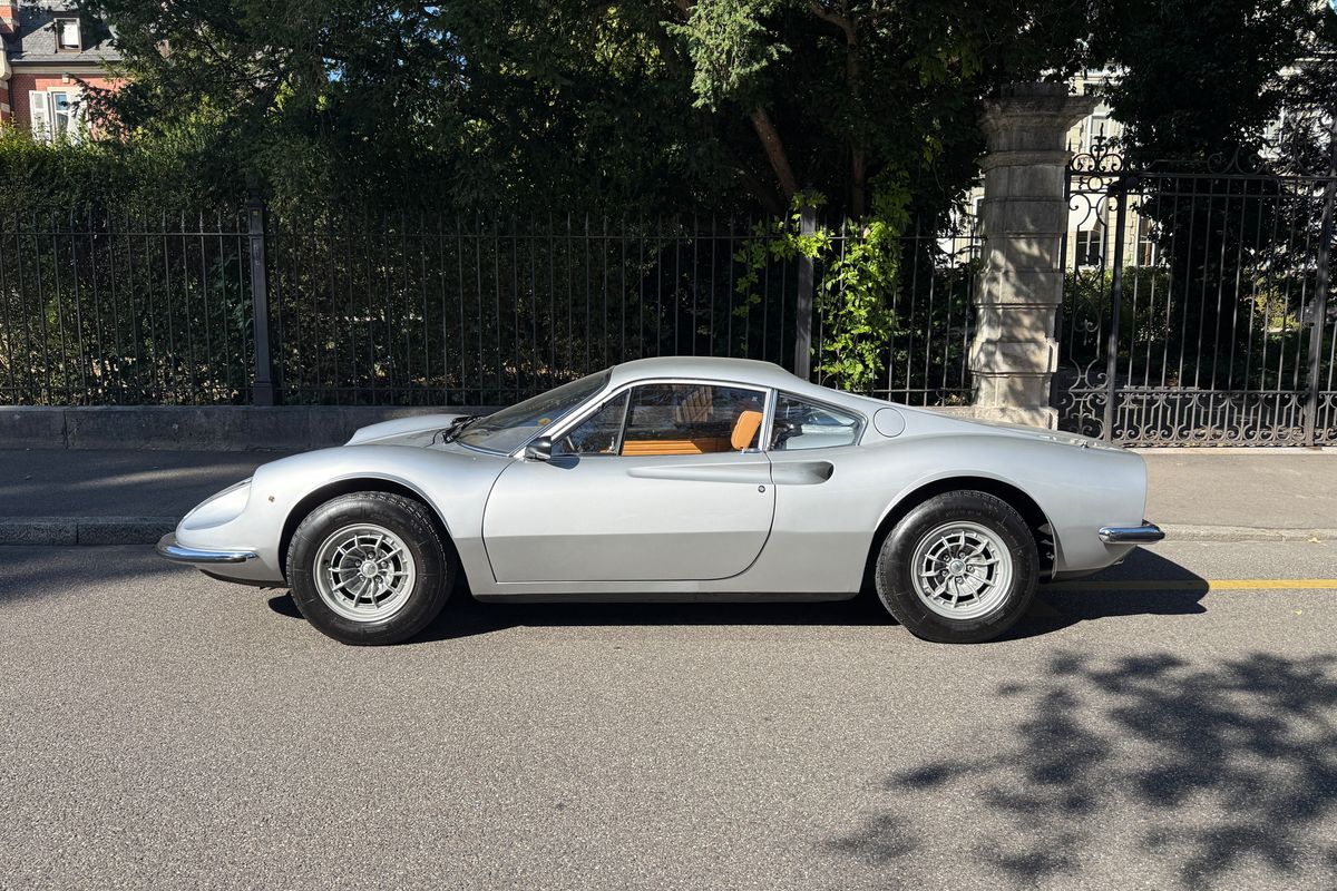 Ferrari Dino 246 GT "Flares"