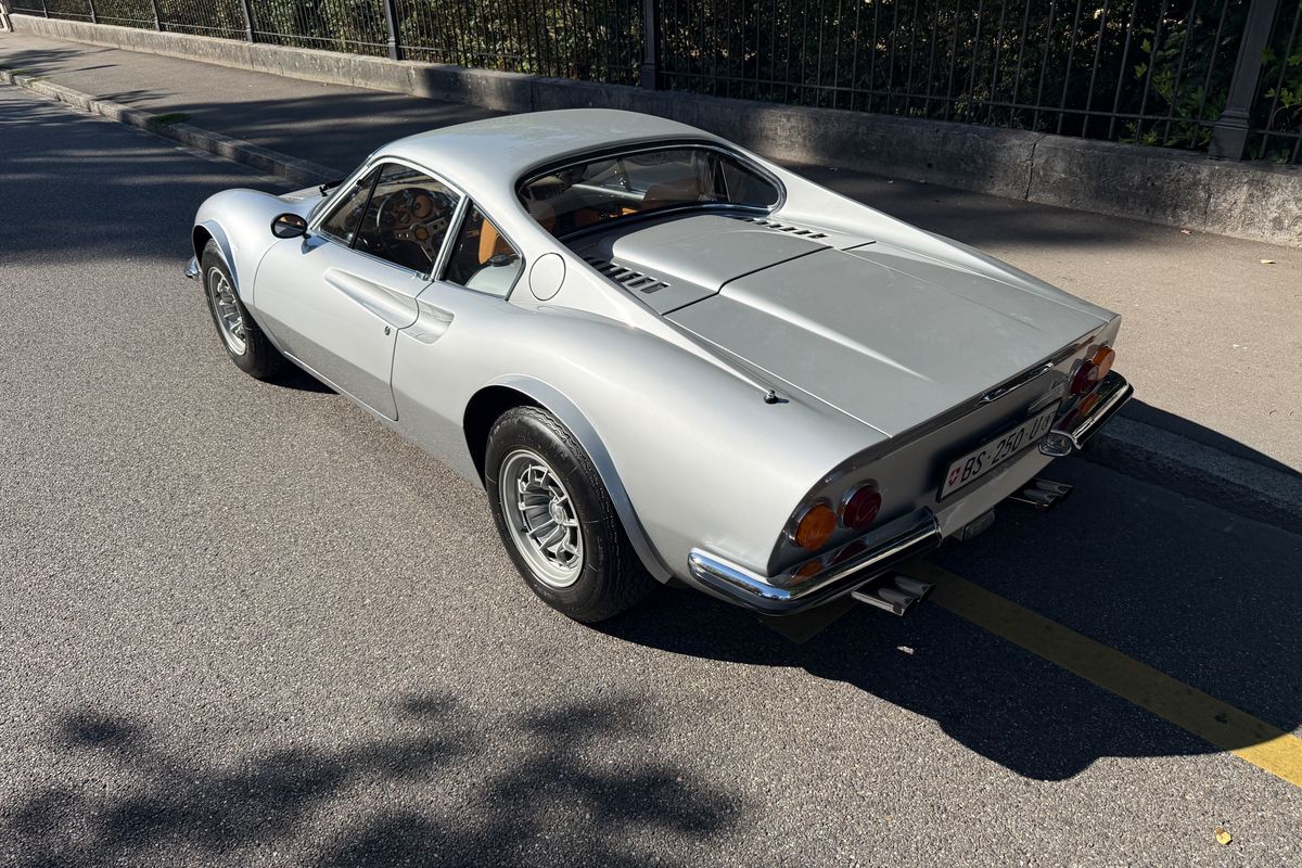 Ferrari Dino 246 GT "Flares"