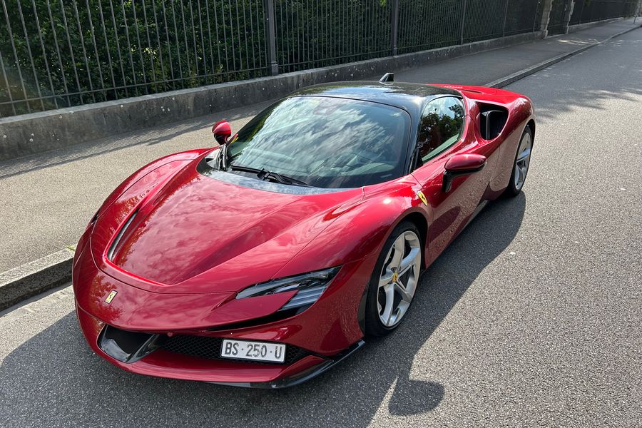 /de/stock/for-sale/details/ferrari-sf90-stradale/611