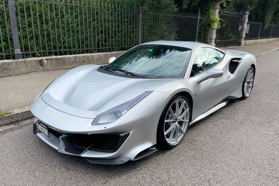 /en/stock/previously-sold/details/ferrari-488-pista/618