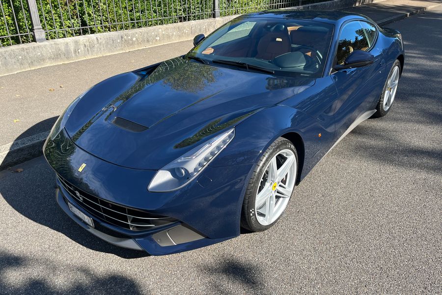 /de/stock/previously-sold/details/ferrari-f12-berlinetta/625