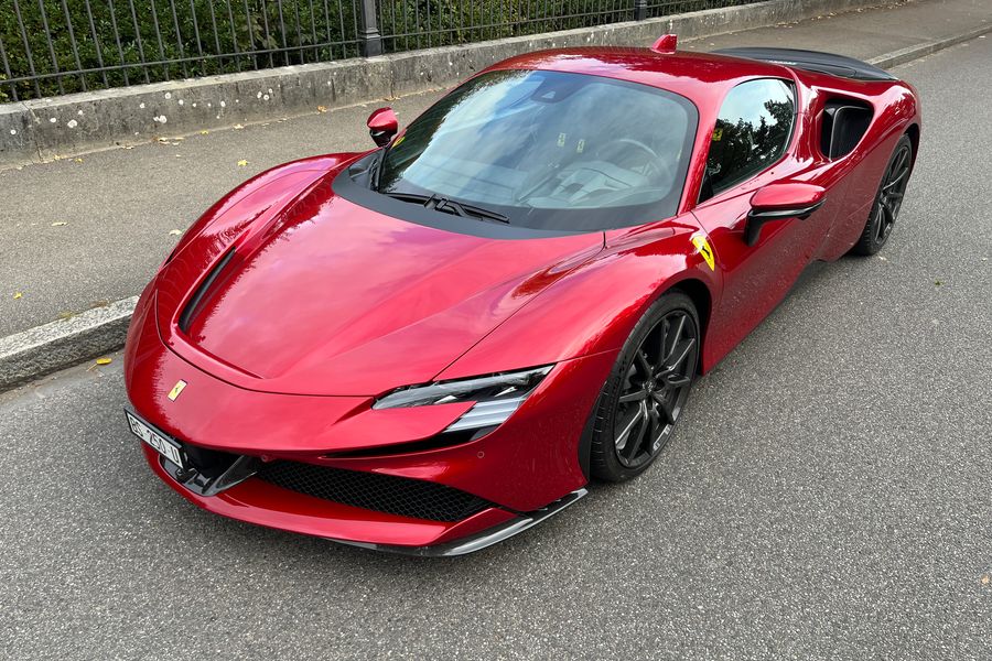 /de/stock/previously-sold/details/ferrari-sf90-stradale-assetto-fiorano/697