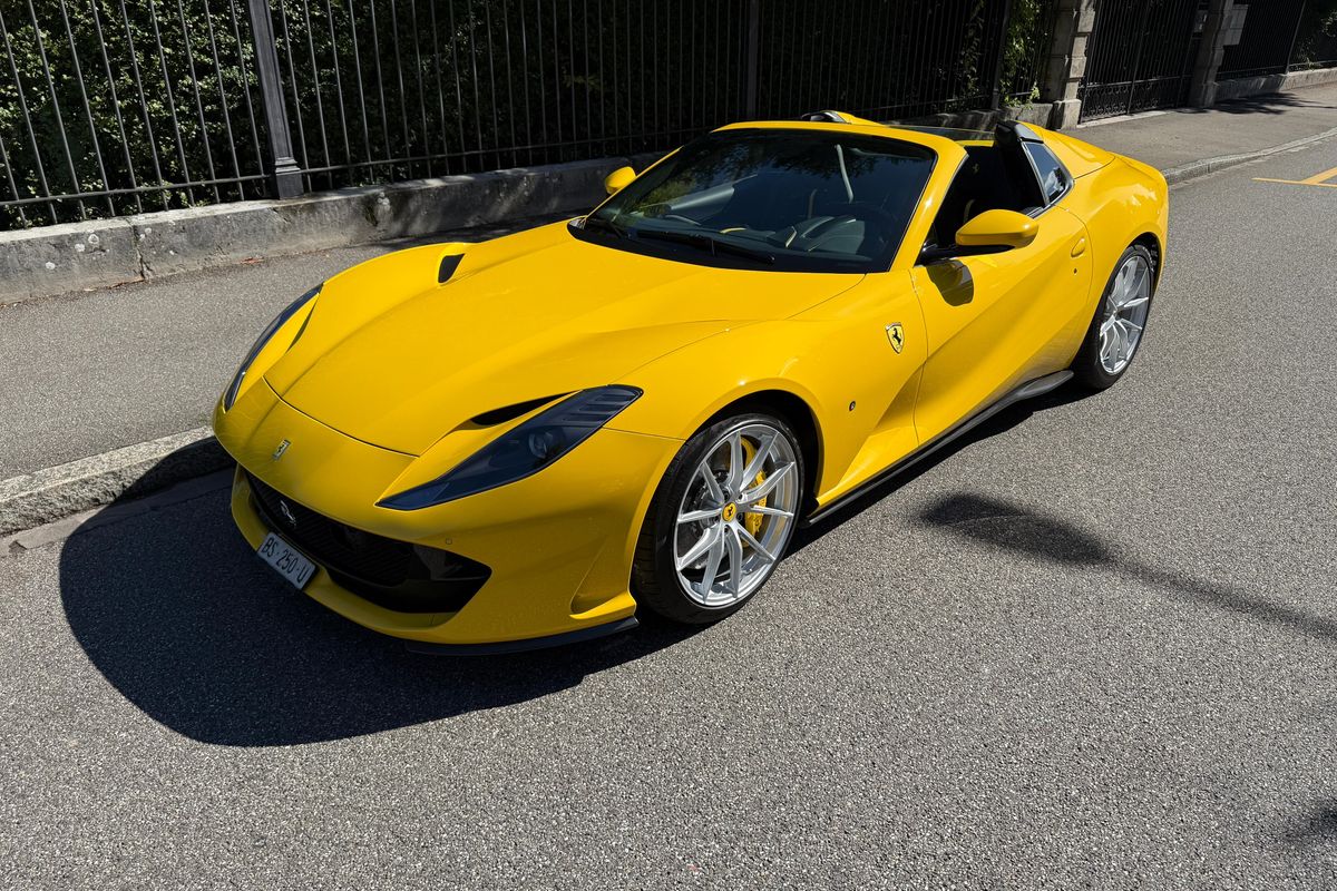 Ferrari 812 GTS