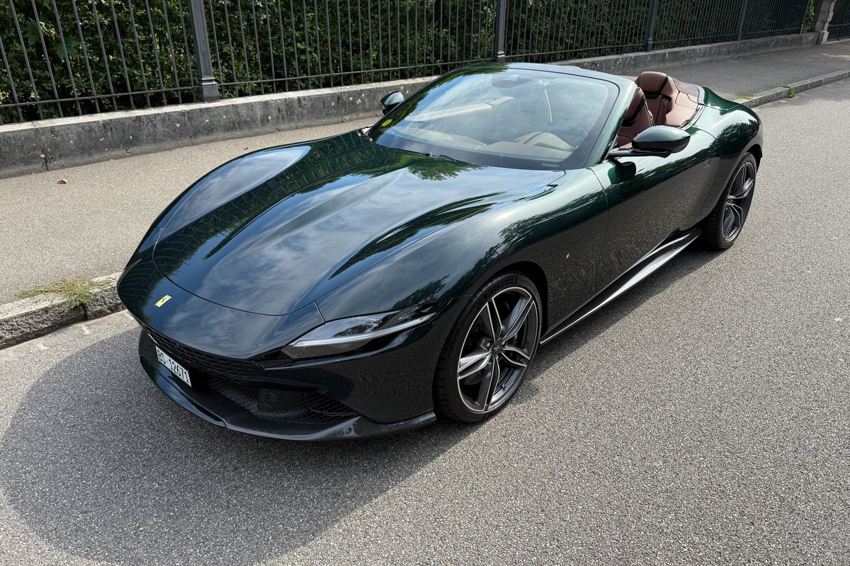 Ferrari Roma Spider