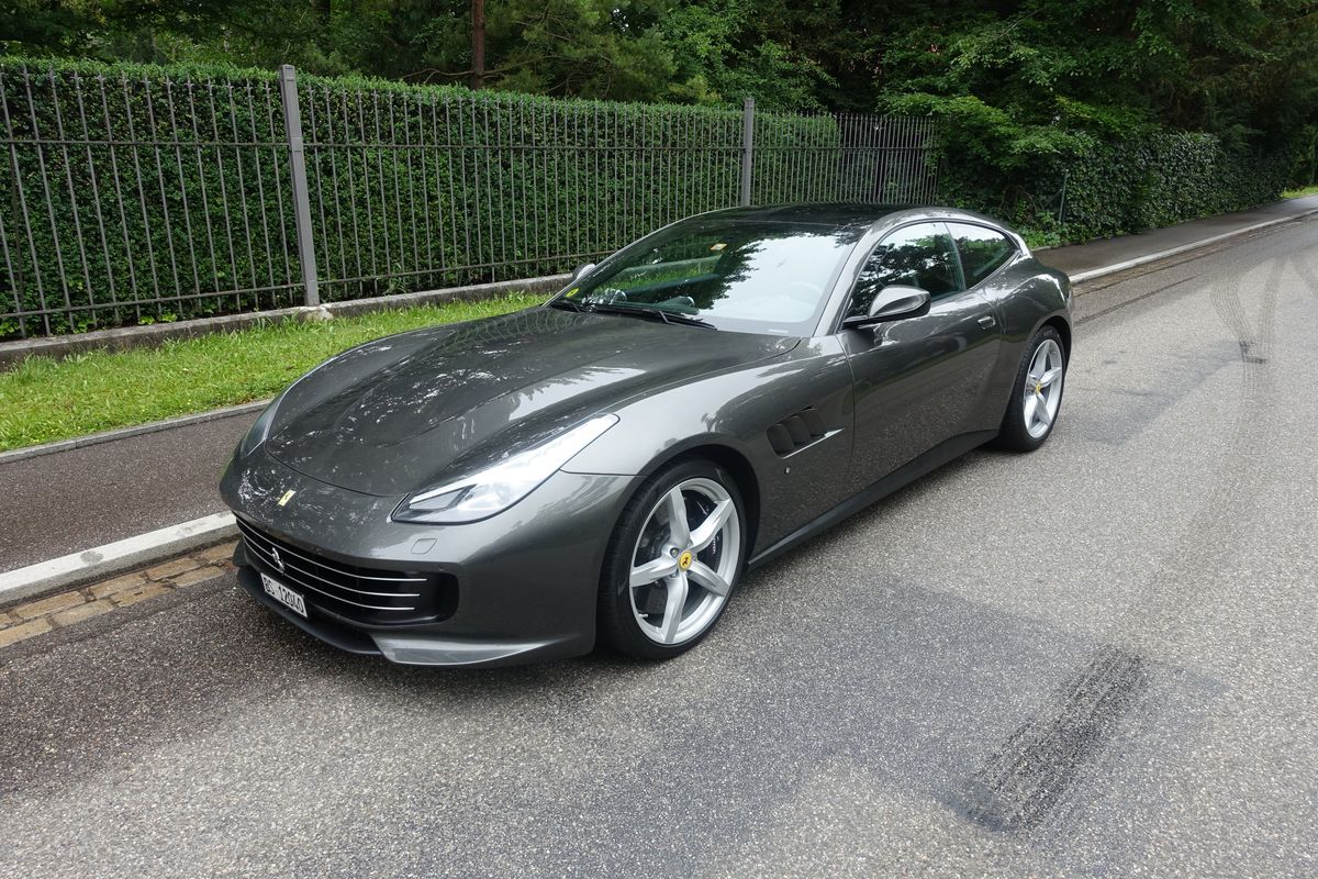 Ferrari GTC4 Lusso