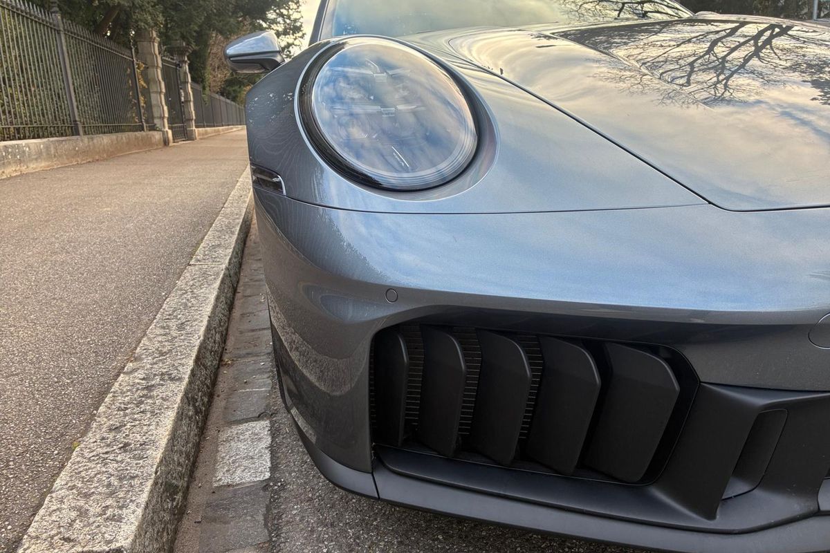 Porsche 911 Carrera GTS