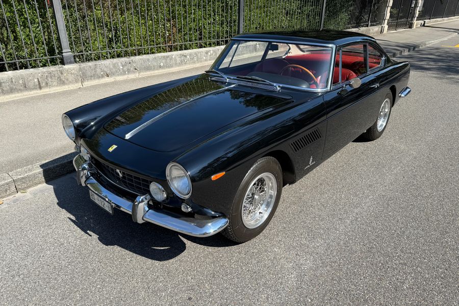 /en/stock/previously-sold/details/ferrari-250-gte/750