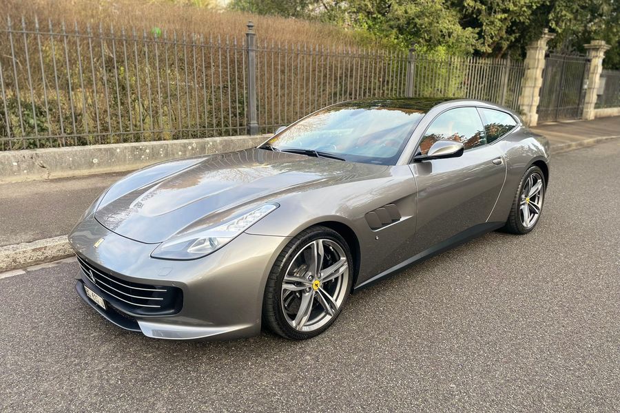 /en/stock/previously-sold/details/ferrari-gtc4lusso/755