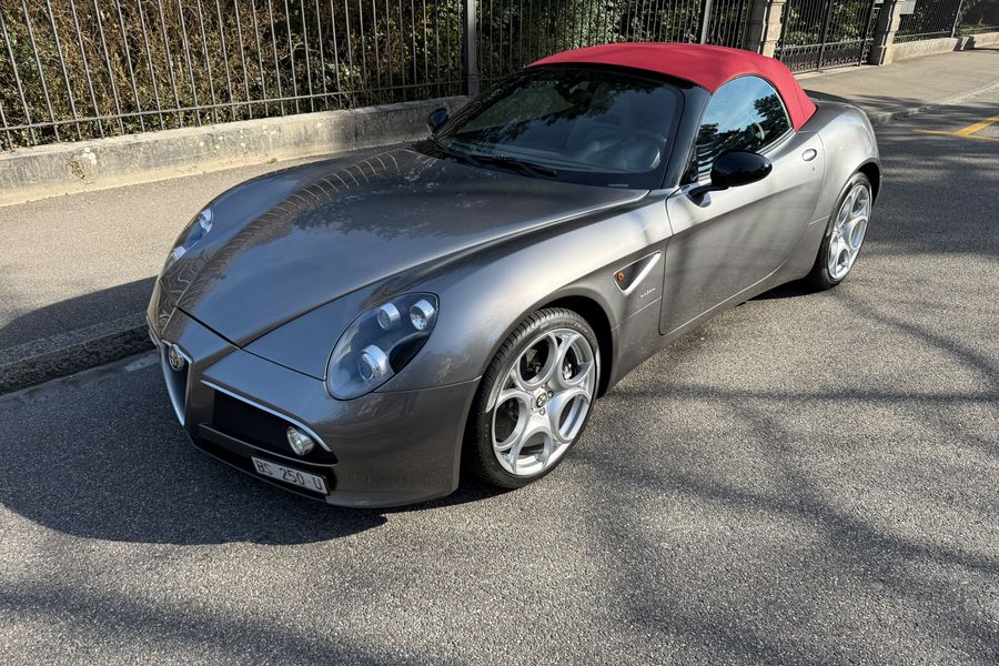 /en/stock/for-sale/details/alfa-romeo-8c-spider/767