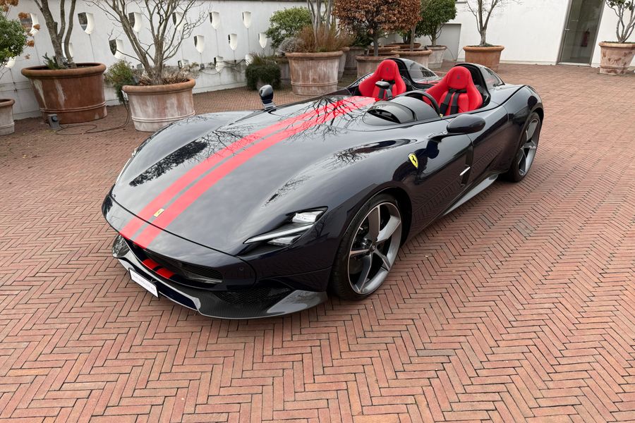 /de/stock/previously-sold/details/ferrari-monza-sp2/776