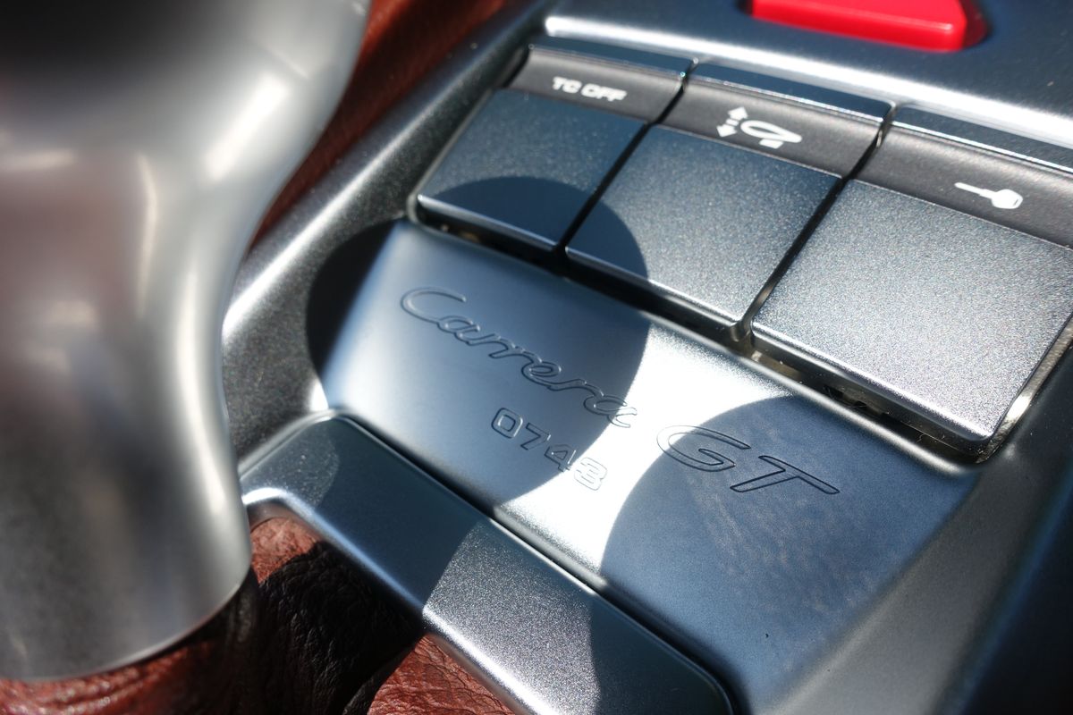 Porsche Carrera GT