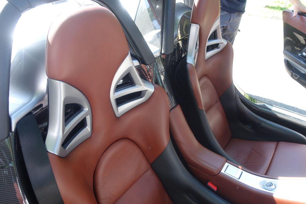 Porsche Carrera GT